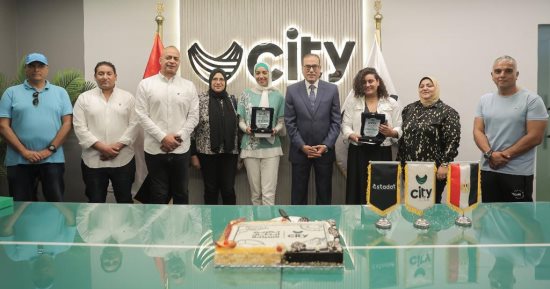 مفاجأة.. "كاش باك" لتحفيز أبطال سيتى كلوب بمناسبة تكريم السباحتين أروى وسما