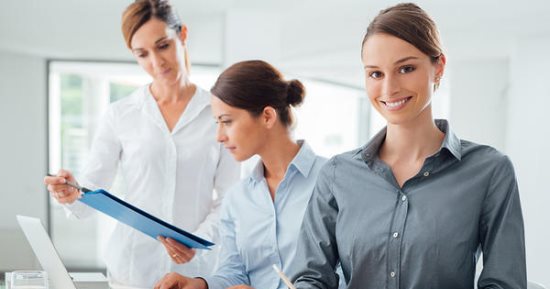 دماغ شغالة ما بتنامش.. 4 أبراج عاشقة لإدارة الأعمال والمشاريع