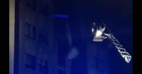 إصابة 13 شخصا بانفجار غاز فى مدينة إسبانية.. فيديو