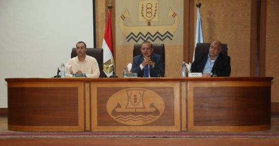 محافظ كفر الشيخ: إزالة 35 حالة تعد.. واستمرار تنفيذ خطة ترشيد الكهرباء