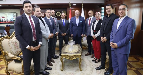 محافظ بنى سويف يناقش سبل تعظيم الاستفادة من مبادرة "ابدأ"