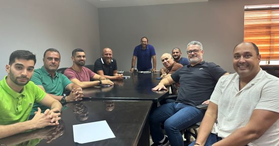 ميكالى يضع الرتوش النهائية لمعسكر المنتخب الأوليمبي