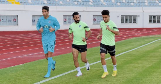 مصطفى فتحى ومهند لاشين من المطار للتدريبات فى معسكر بيراميدز