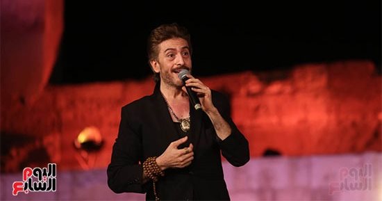 عز الأسطول يشارك لأول مرة فى مهرجان القلعة للموسيقى والغناء