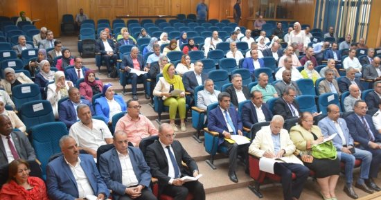 محافظ القليوبية: إقامة معارض "أهلا مدارس" لتوفير مستلزمات المدارس بأسعار مخفضة