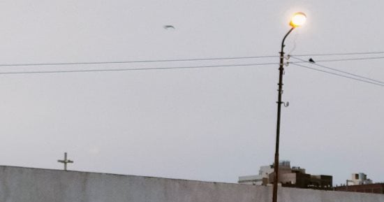 حيّ ثان الإسماعيلية ينتهى من رفع كفاءة الإنارة بمقابر الشهداء