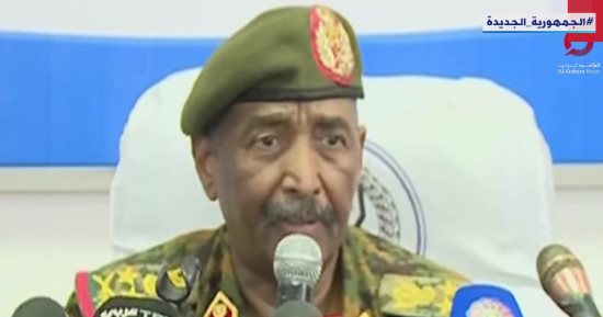 الفريق البرهان: السودان يتعرض لمؤامرة كبيرة.. وكل من ارتكب جريمة سيحاسب