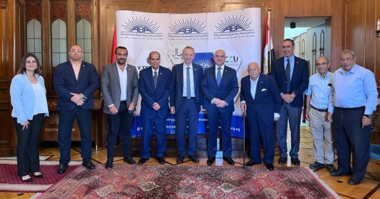 "رجال الأعمال بالإسكندرية" تلتقى سفير أذربيجان لزيادة التعاون