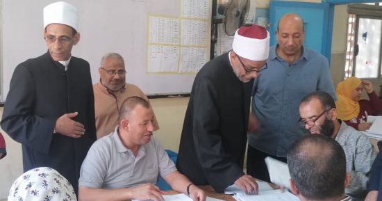 أول أيام أعمال تصحيح امتحانات الدور الثاني للشهادة الثانوية الأزهرية .. صور