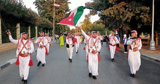 انطلاق ديفليه مهرجان الإسماعيلية الدولى للفنون الشعبية.. السبت