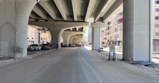 هتوصل الدائرى فى دقيقة.. محور عمرو بن العاص الجديد يقترب من دخول الخدمة.. انتهاء إنشاءات مطلع ومنزل المحور وسط شارع الهرم.. وإنشاء مطلع ومنزل للقادم من ترسا.. ومحافظة الجيزة: تطوير القطاعات الواقعة أسفل المحور