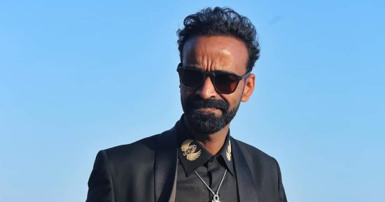 محمود الليثى يتعاقد على بطولة فيلم جديد بعنوان "عنب"