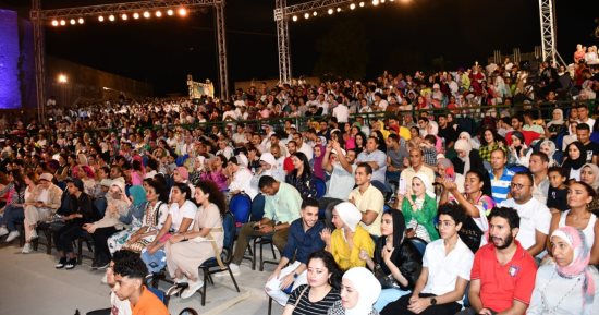 تنقله "الحياة" حصريًا.. حضور كبير وتفاعل واسع فى مهرجان القلعة اليوم