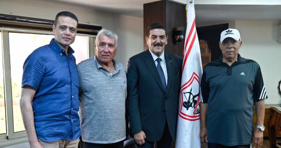عماد البنانى أثناء استقبال رموز الزمالك: نرحب بدعم الجميع وهدفنا حل كل العقبات