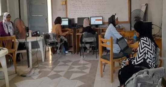 الأقصر تدعم الشباب والفتيات ببرنامج "It Hubs" بمركز شباب الضبعية