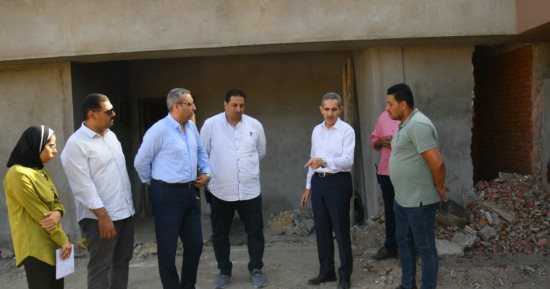 محافظ الغربية يتابع مشروعات الرصف والتطوير فى طنطا.. صور