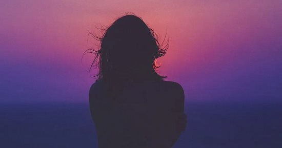 5 أحجار كريمة تخفف ألم الفراق.. تقلل شعور القلق وتشجع على بداية جديدة
