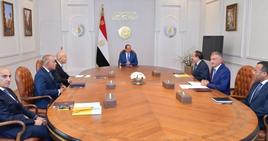 الرئيس السيسي يثمن العلاقات المصرية الإيطالية والشراكة الممتدة مع "إينى"