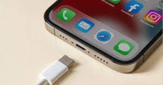 أبل تتخوف من غضب مستخدميها قبل طرح أيفون 15 بأيام بسبب منفذ USB-C