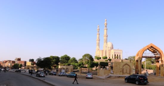 محافظ أسوان: افتتاح مشروع تطوير منطقة الطابية خلال احتفالات انتصارات أكتوبر