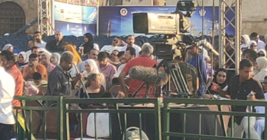 جمهور الشيخ ياسين التهامى يتوافد على محكى القلعة قبل الحفل بـ4 ساعات