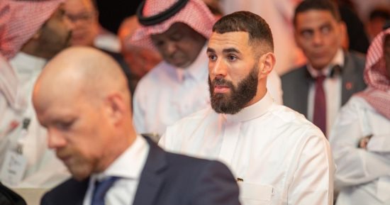 بنزيما: جميع الفرق تملك الحظوظ فى مونديال الأندية.. والثوب السعودى أنيق 