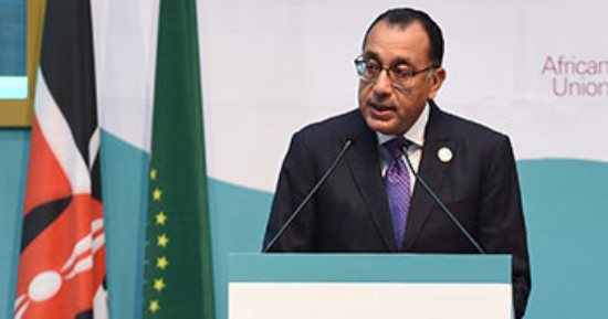 رئيس الوزراء يهنئ شيخ الأزهر بذكرى المولد النبوى الشريف