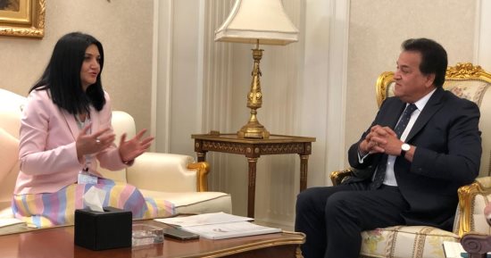 خالد عبد الغفار يبحث مع نائب وزير الصحة بأرمينيا سبل الاستفادة من خبرات مصر
