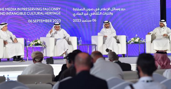 معرض أبوظبى للصيد يُنظّم مؤتمر "دور وسائل الإعلام فى صون الصقارة والتراث الثقافى"