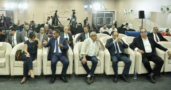 المبدعون يطرحون رؤيتهم بـ"الحوار الوطنى".. رئيس الرقابة على المصنفات يطلب إنشاء جهاز للملكية الفكرية..لجنة الثقافة: مصر تدعم ملف الصناعات الثقافية.. ومجدى أحمد: السينما المصرية ساهمت فى تشكيل وعى شعوب العرب