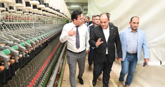 وزير الصناعة يتفقد المنطقة الصناعية ببرج العرب بمحافظة الإسكندرية