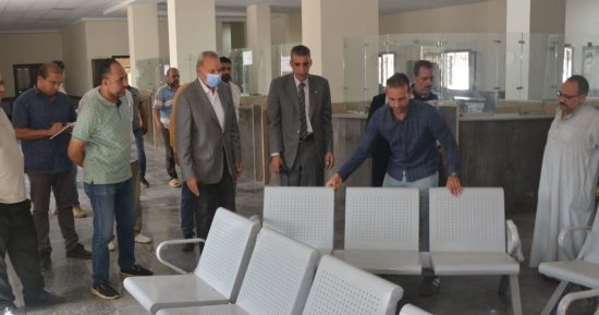 محافظ القليوبية يتابع توريد أثاث المُجمعات الخدمية بشبين القناطر