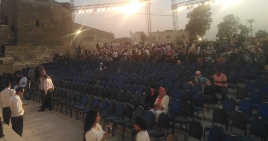 توافد جمهور محكى القلعة على حفل عمر خيرت.. صور