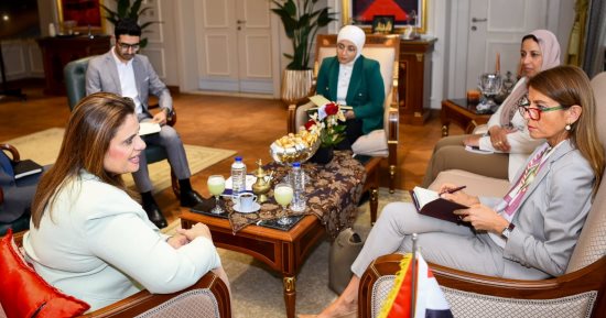 وزيرة الهجرة: لدينا ما يقارب 14 مليون مصرى فى الخارج