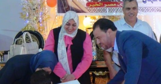 توزيع زى مدرسى وأدوات مدرسية على 200 طفل بمركز الرياض بكفر الشيخ 