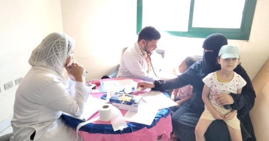تقديم الخدمات الطبية لـ980 مواطنا بقافلة طبية مجانية بقرية كوم الحجر بكفر الشيخ