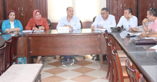 وكيل تعليم الإسماعيلية يناقش استعدادات العام الدراسي الجديد مع الإدارات التعليمية