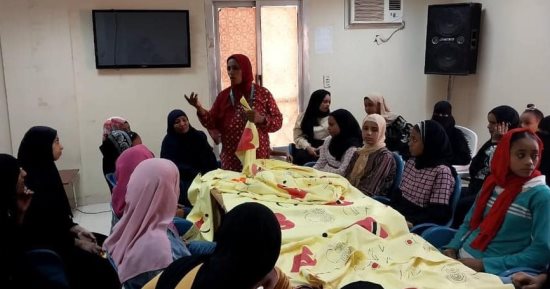 الشباب والرياضة بالأقصر تنظم دورة تدريبية حرفية فى مجال الخياطة 