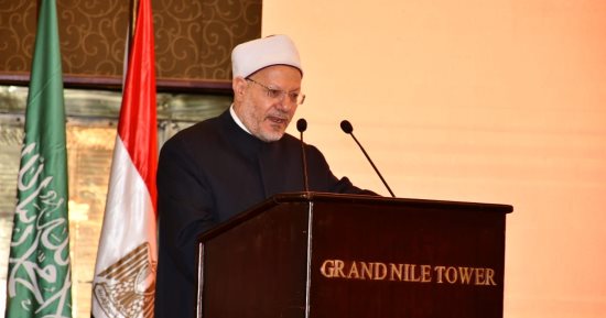 المفتى: مؤسسات تجديد الخطاب الدينى لا بد أن تستوعب مستجدات العصر