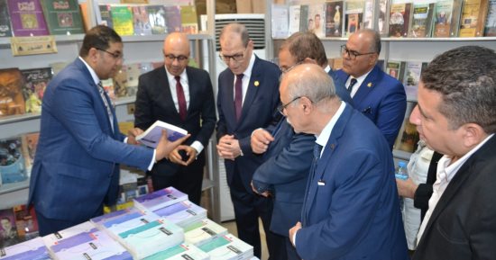 افتتاح الدورة الرابعة من معرض النيابة الإدارية للكتاب تحت شعار "القراءة حياة" 