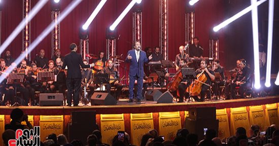 الفنان على الحجار: والدى حفّظنى جزءا كبيرا من التراث الموسيقى فى طفولتى