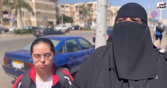 والدة طفلة من ذوى الهمم: دعم كبير ومبادرات خدمية لذوى القدرات الخاصة فى عهد الرئيس السيسى
