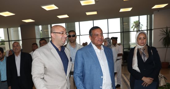  محافظ بنى سويف يستقبل وزير التنمية المحلية فى مستهل زيارته للمحافظة