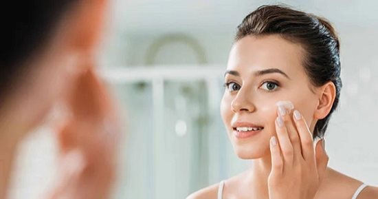 طرق بسيطة للحفاظ على المكياج فى العاصفة الترابية.. عشان إطلالة متألقة دايما
