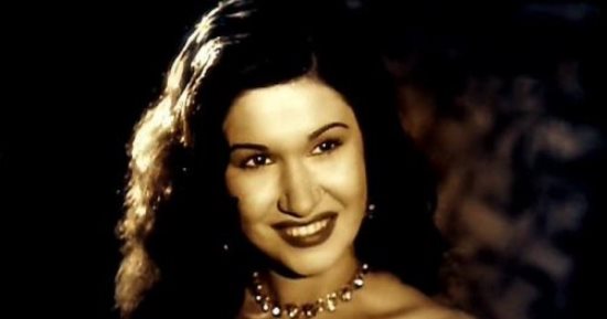مغنية ولحن لها كبار الملحنين وكرهت فيلم الحموات.. ما لا تعرفه عن كريمان