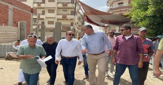 نائب محافظ الإسماعيلية يتفقد إنشاء مشروع سوق الجملة بالقنطرة غرب