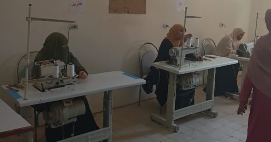مديرية العمل بالمنيا: توفير فرص عمل لخريجات تدريبات التفصيل والخياطة
