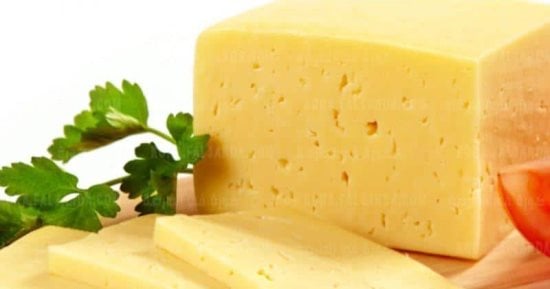 طريقة عمل الجبن الرومي في البيت.. وفري واحصلي على طعم لذيذ وحقيقي