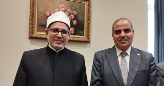 رئيس جامعة الأزهر: الرئيس السيسى منح أطباء الأزهر مكافأة على أدائهم خلال كورونا