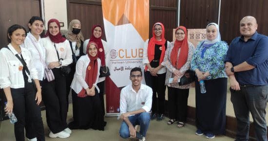 دورة تدريبية عن التفكير التصميمى خلال فعاليات أسبوع شباب الجامعات